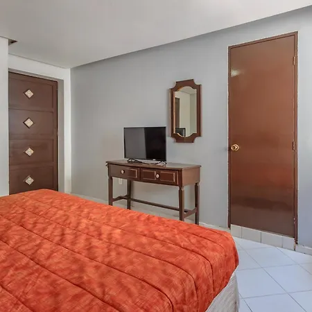 Capital O Hotel Colon Express Guadalajara-2