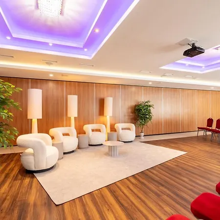 Hotel Aurora-2