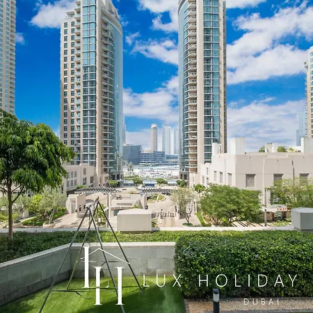 Lux - The Downtown Blvd Suite-3