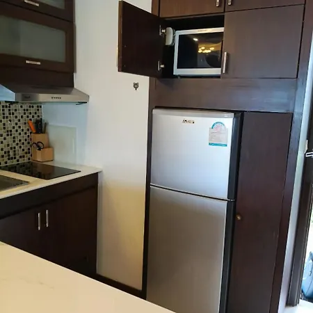 Stylish Seaside Apartment On Laguna Golf Course-2