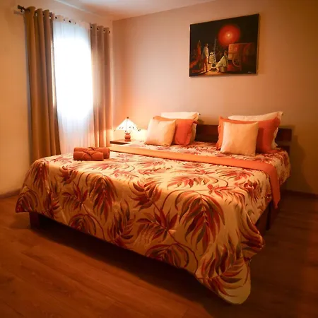 Ampifitia Guest House-3