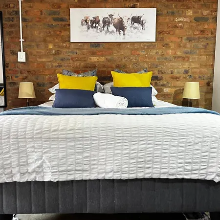 Trendy Maboneng Apartment 259-3