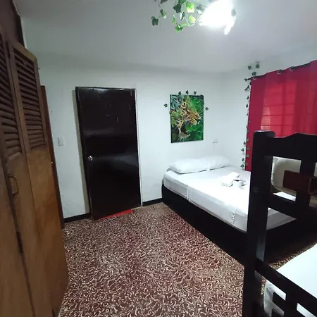 Hostal Portones De Getsemani-2