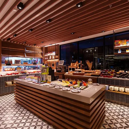 Four Points By Sheraton Bangkok, Sukhumvit 22-2