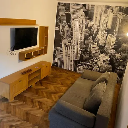 Apartment 1408-3