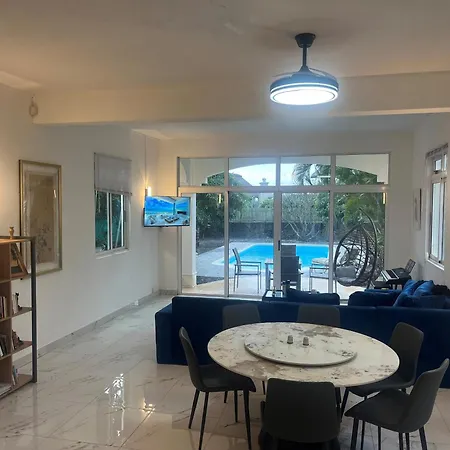 Sea View Apartment With Large Balcony-2