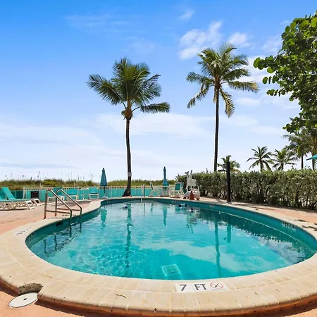 Heated Pool-Oceanview-Free Parking-Walk Everywhere-2