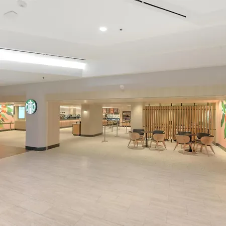 Hilton Anaheim-3