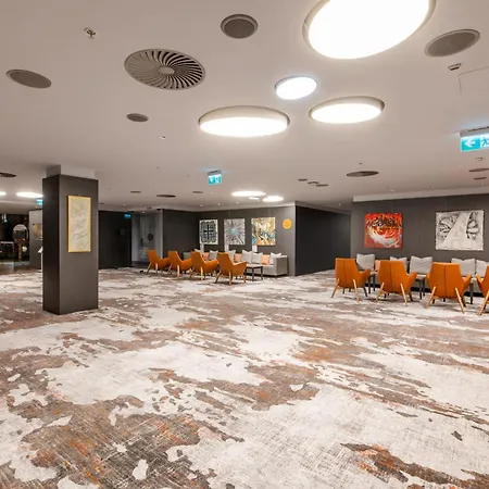 Crowne Plaza Podgorica By Ihg-3