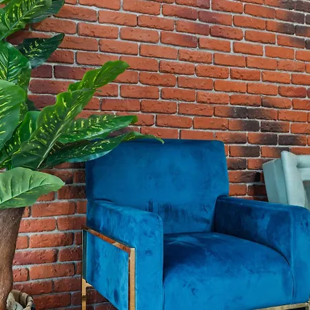 2Br Apartment With Balcony Near Bucharest Old Town-3