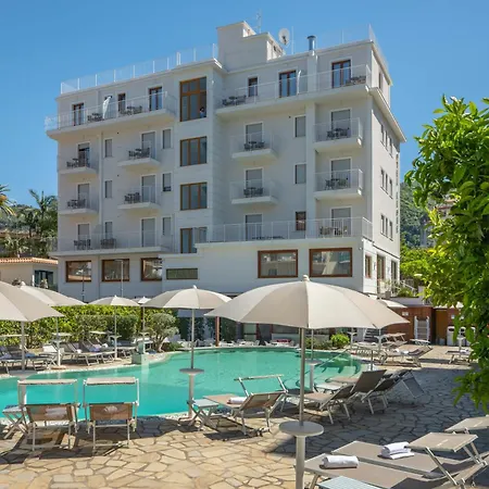 Hotel Leone-3