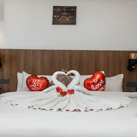 Axil Hotel-3