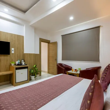 Hotel Corporate Suite Near Delhi Terminal 3 With - Free Airport Pickup-2