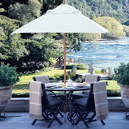 Huka Lodge, Beckons-2