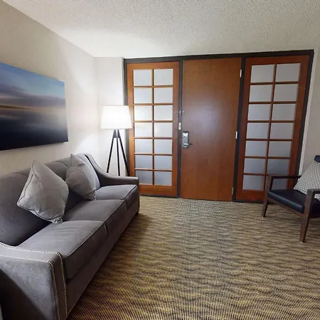 Embassy Suites By Hilton Oklahoma City Will Rogers Airport-2