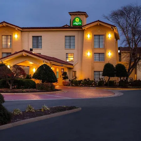 La Quinta Inn By Wyndham Norfolk Virginia Beach-3
