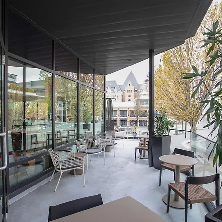 Doubletree By Hilton Hotel & Suites Victoria-2