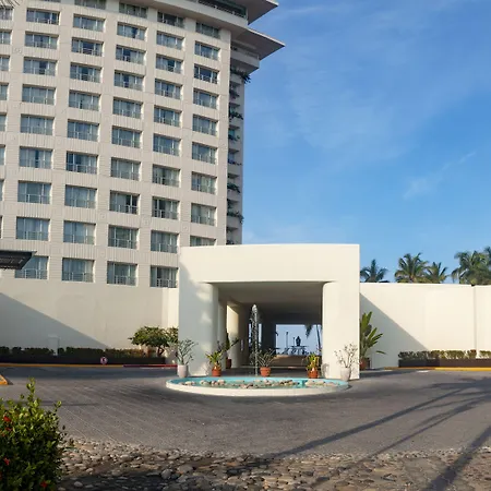 Emporio Ixtapa-3