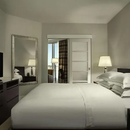 Hilton Suites Toronto-Markham Conference Centre & Spa-2