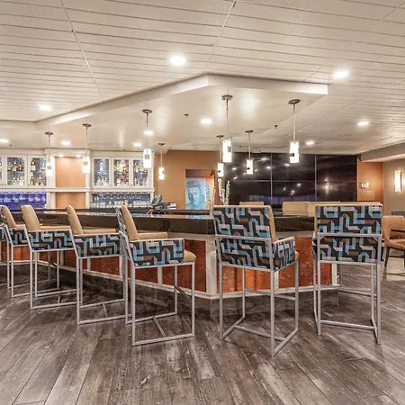 Doubletree By Hilton Memphis-3