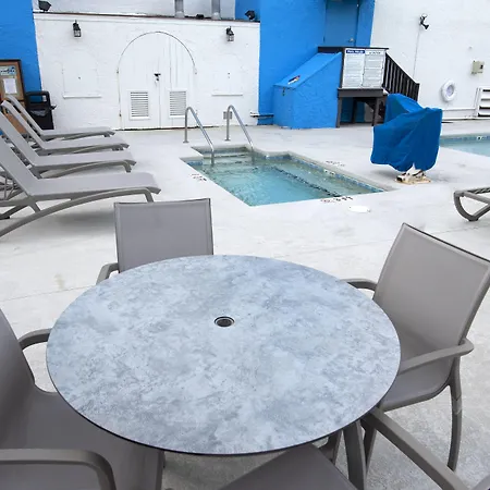 Aqua Beach Inn-2
