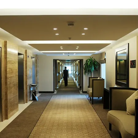 Swissotel Jeddah Al Hamra-3