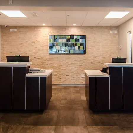Best Western Plus Oceanside Inn-3