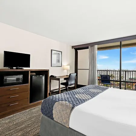 Best Western Yacht Harbor Hotel-2