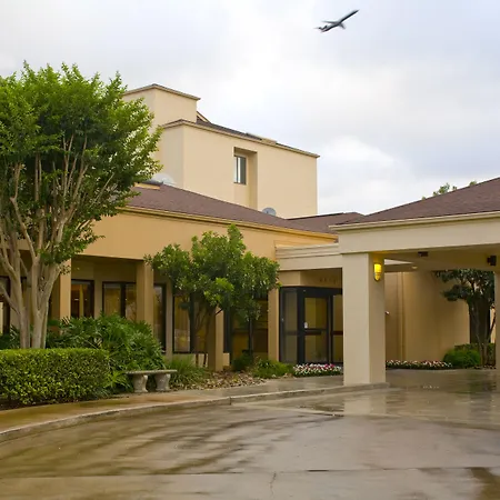 Courtyard By Marriott San Antonio Airport-2