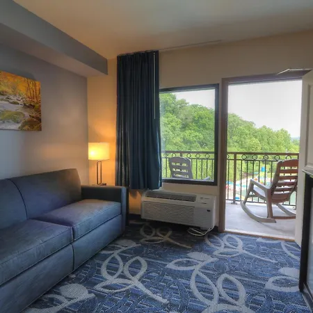 Country Cascades Waterpark Resort-2