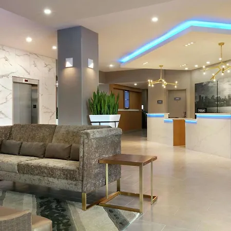 Embassy Suites By Hilton Montreal Airport-2