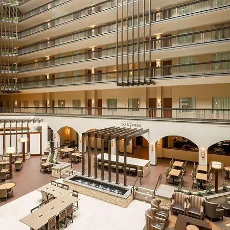 Embassy Suites By Hilton Dallas-Love Field-3
