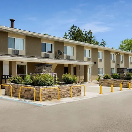 Rodeway Inn & Suites Grand Rapids Southeast-2