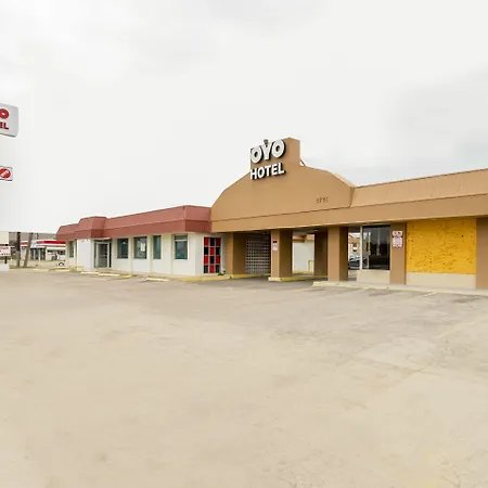 Oyo Hotel San Antonio Lackland Afb Seaworld Hwy 90 W-2