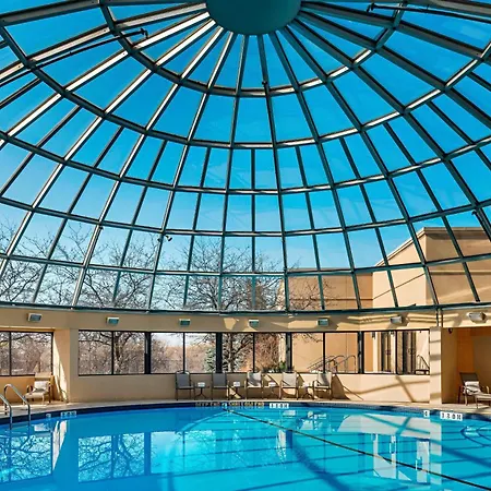 Sheraton Toronto Airport Hotel & Conference Centre-3
