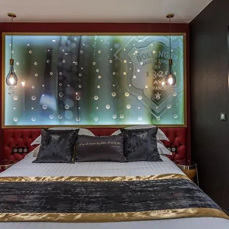 Hotel Les Bulles De Paris-2