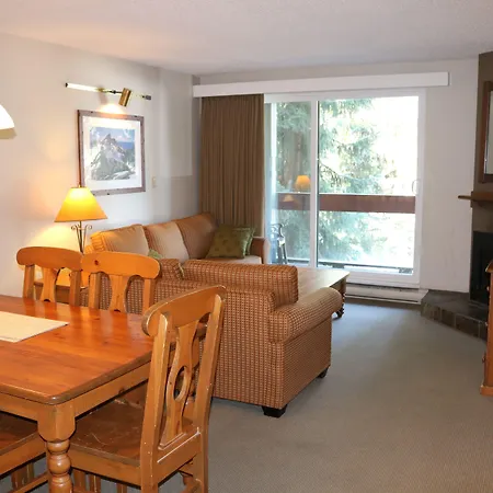 Tantalus Resort Lodge-3