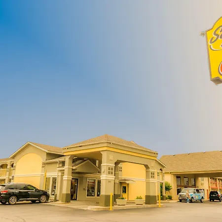 Super 8 By Wyndham Oklahoma Airport Fairgrounds West-2
