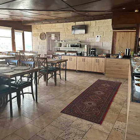 Bedrock Cave Hotel (Adults Only)-3
