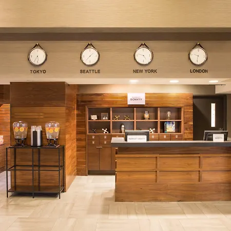 Four Points By Sheraton Downtown Seattle Center-3