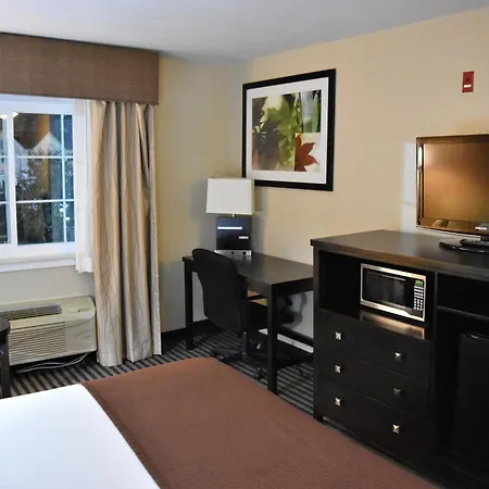 Baymont By Wyndham Dallas/ Love Field-2