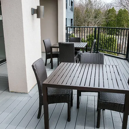 Courtyard By Marriott Norwich-2