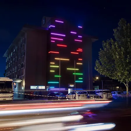 Mercure Albury-2