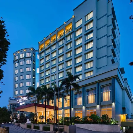 Courtyard By Marriott Bandung Dago-2
