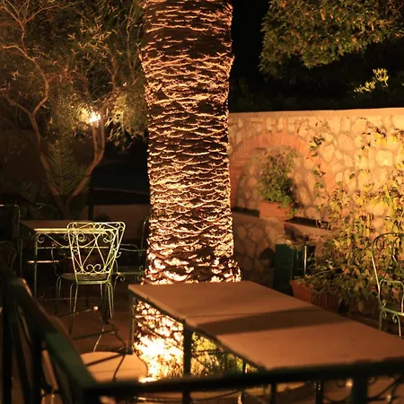 Hotel Villa Sarah-3