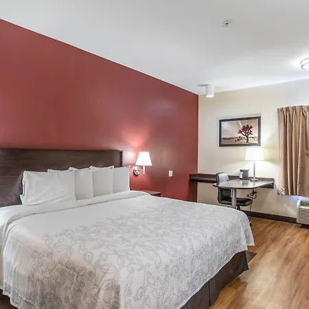 Red Roof Inn Plus Austin South - Airport-3