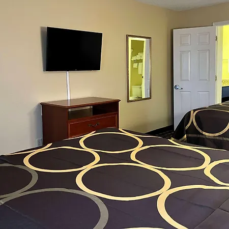 Super 8 By Wyndham Indianapolis/Ne/Castleton Area-3