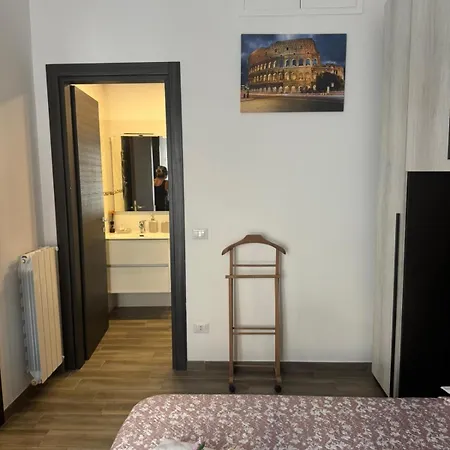 Holiday Home Roma Lacasadivalentina-2