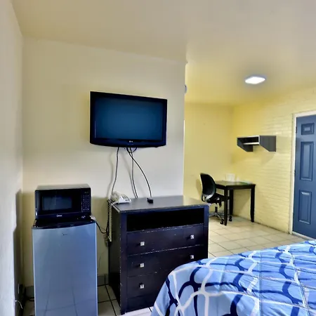 Americas Best Value Inn San Antonio Airport South-3