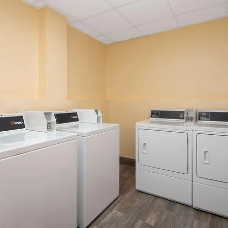 Microtel Inn & Suites By Wyndham Columbia Fort Jackson N-2